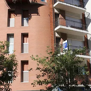 rezervați aici