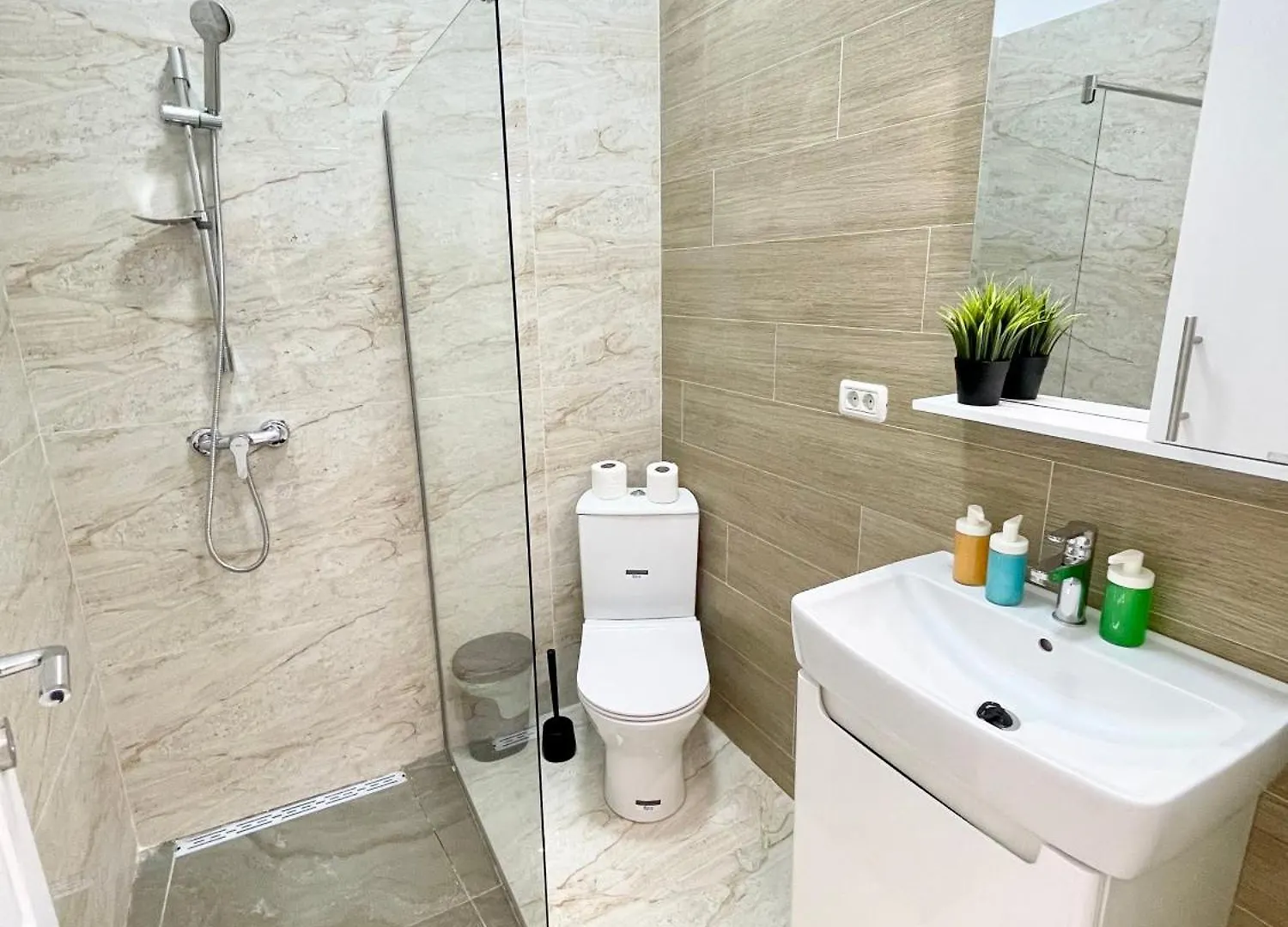 Central Adress Ad25 Bucureşti